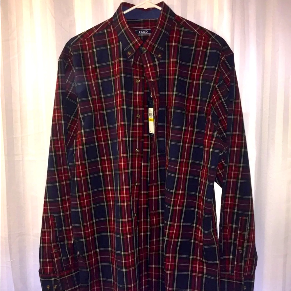 NEW Men’s button down shirt